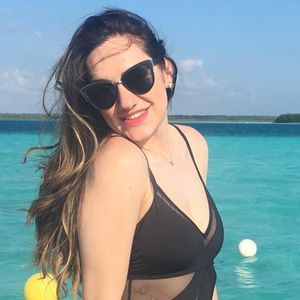 Meet your Posher, Elisa